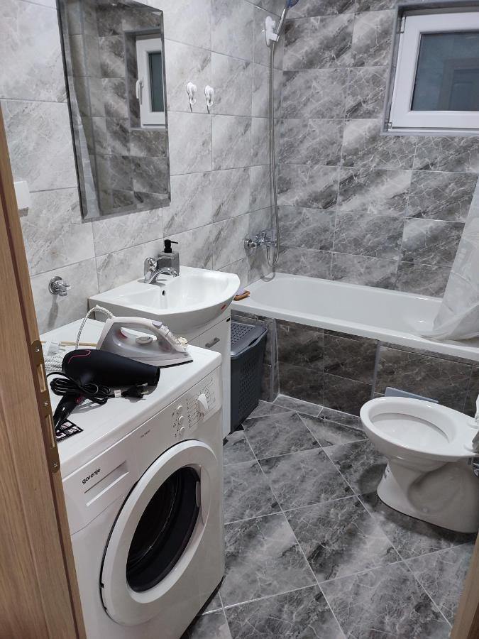 Apartman 4M Foca Luaran gambar